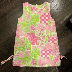 Lilly Pulitzer shift dress in Juice Stand Tropical elephant patchwork